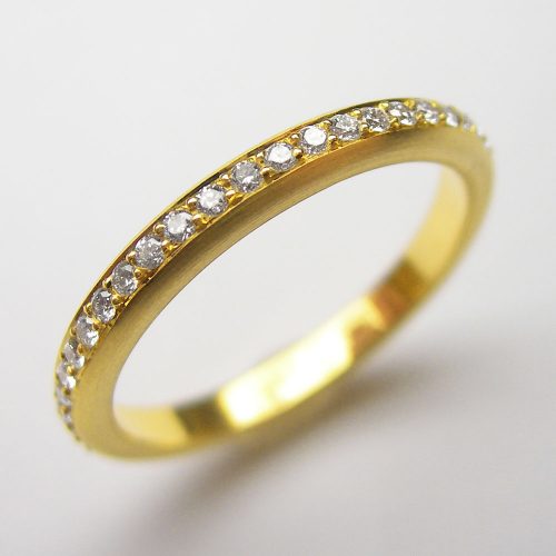 Gelbgold Ring mit 25 Brillanten